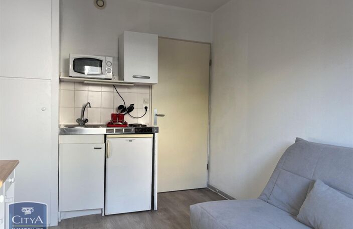 Location appartement 1 pièce 13 m² à Tours (37200) — photo 2