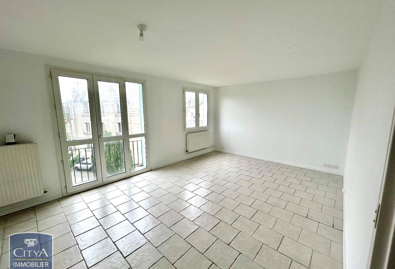 Location appartement 3 pièces 60 m² à Tours (37000) — photo 1