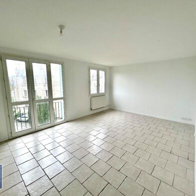 Appartement 3 pièces 800 €
