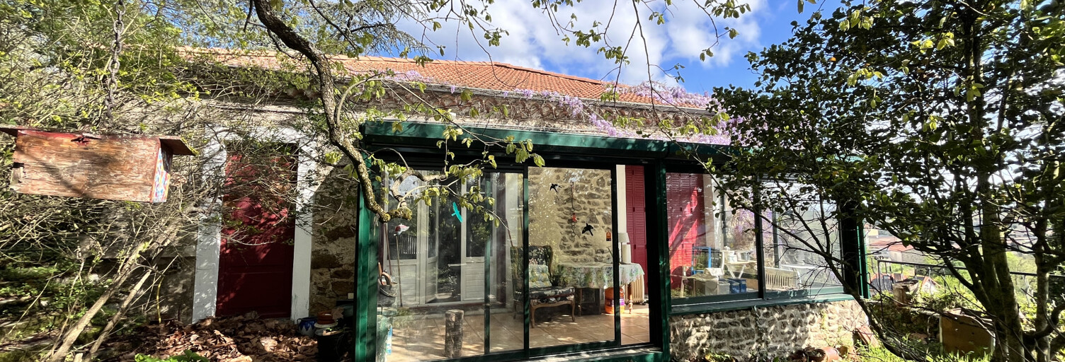 Maison 4 Pièces 120 m² à vendre à Roiffieux (07100)