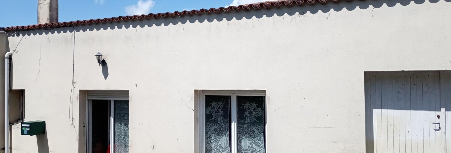 Maison 5 Pièces 101 m² à vendre à Chenac-Saint-Seurin-d'Uzet (17120)