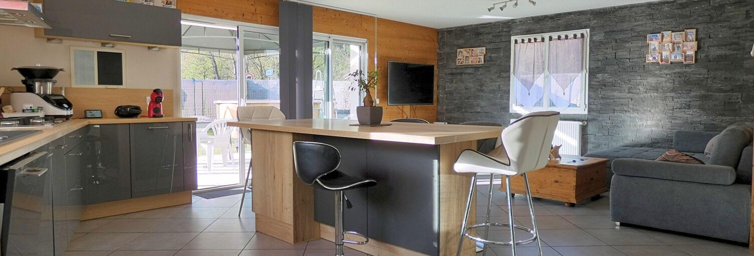 Maison 1 Pièce 93 m² à vendre à Ugine (73400)