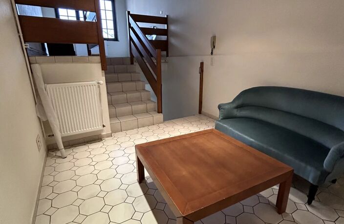 LOCAL COMMERCIAL ET APPARTEMENT TRIPLEX — photo 2
