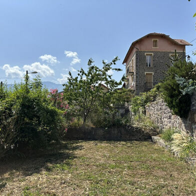 Appartement 6 pièces 263000 €