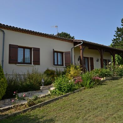 Maison 5 pièces 233200 €