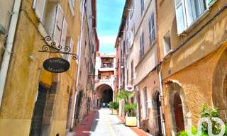 Immeuble  158 m² à vendre à Ollioules (83190)