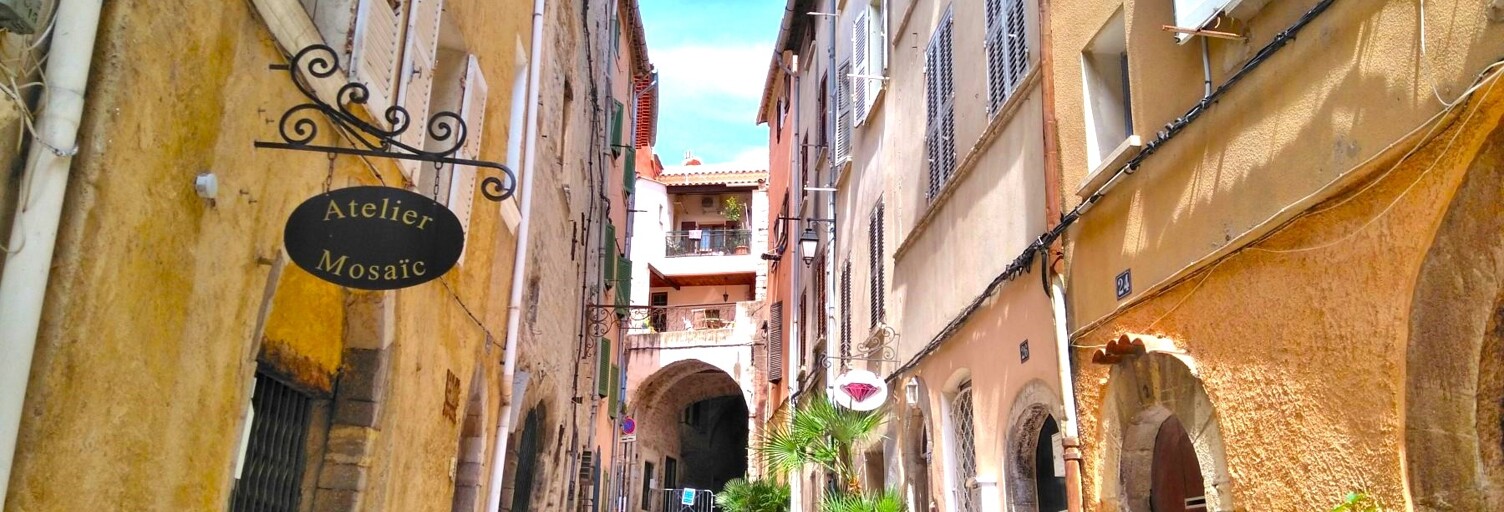 Immeuble  158 m² à vendre à Ollioules (83190)