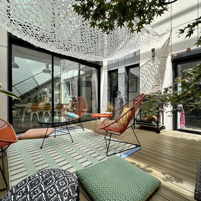 Maison 6 pièces 873600 €