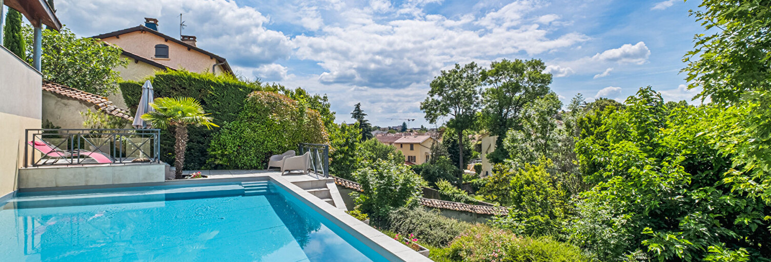 Maison 6 Pièces 197 m² à vendre à Saint-Priest (69800)