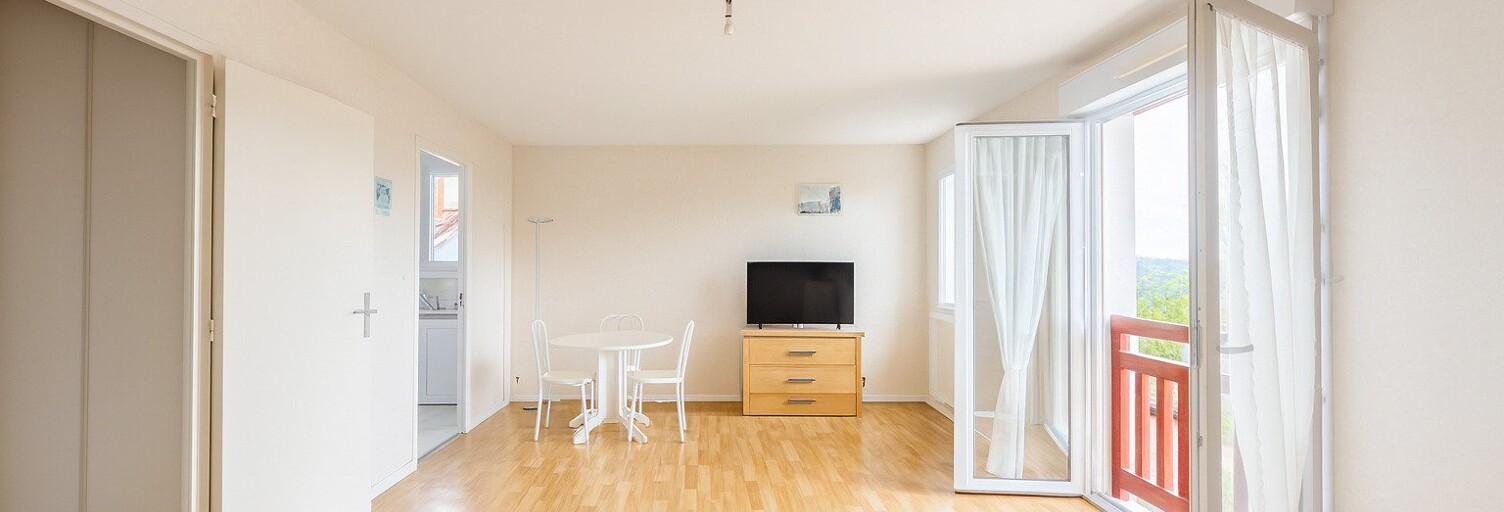 Appartement 1 Pièce 39 m² à vendre à Cambo-les-Bains (64250)