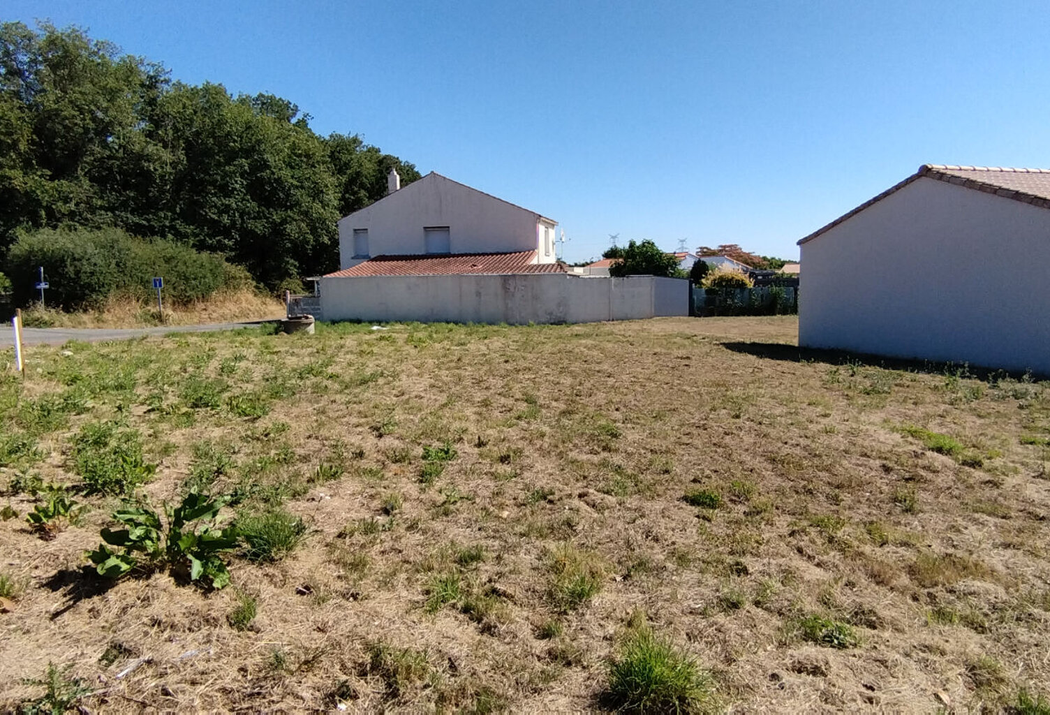 BELLEVILLE SUR VIE - Terrain à bâtir — photo 1