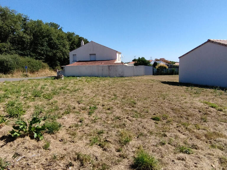 BELLEVILLE SUR VIE - Terrain à bâtir — photo 1