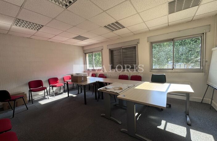 LOCAL D'ACTIVITE - ATELIER à LOUER — photo 3