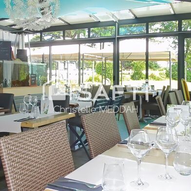 Commerce  267500 €