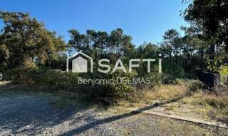 Terrain  1504 m² à vendre à Le Pian-Médoc (33290)