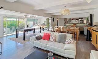 Maison 6 Pièces 171 m² à vendre à Villecroze (83690)