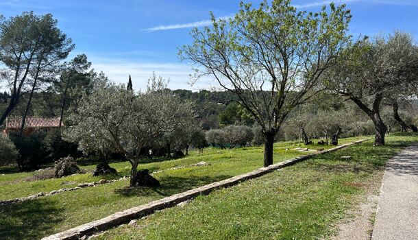 Villa / Maison 8 pièces  à vendre Lorgues 83510