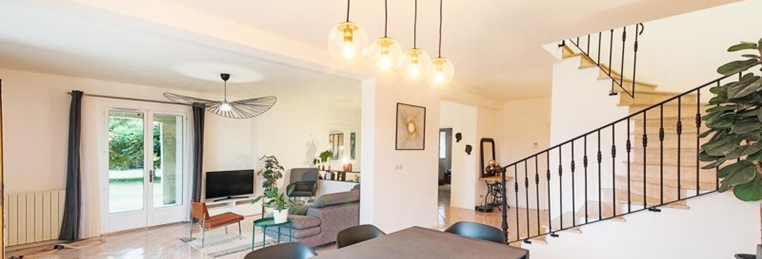 Maison 8 Pièces 235 m² à vendre à Saint-Gauzens (81390)