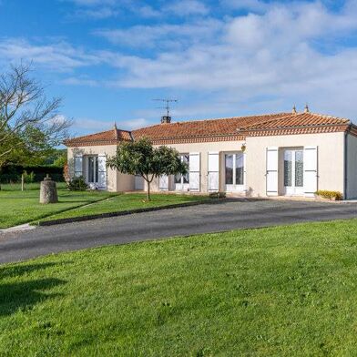 Maison 7 pièces 399000 €