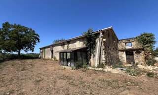 Maison 4 Pièces 180 m² à vendre à La Rochefoucauld-en-Angoumois (16110)