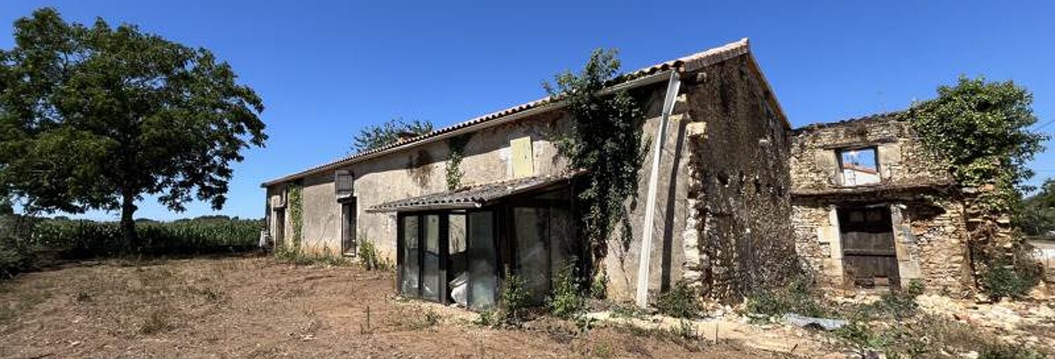 Maison 4 Pièces 180 m² à vendre à La Rochefoucauld-en-Angoumois (16110)