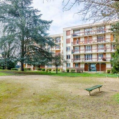 Appartement 4 pièces 180500 €