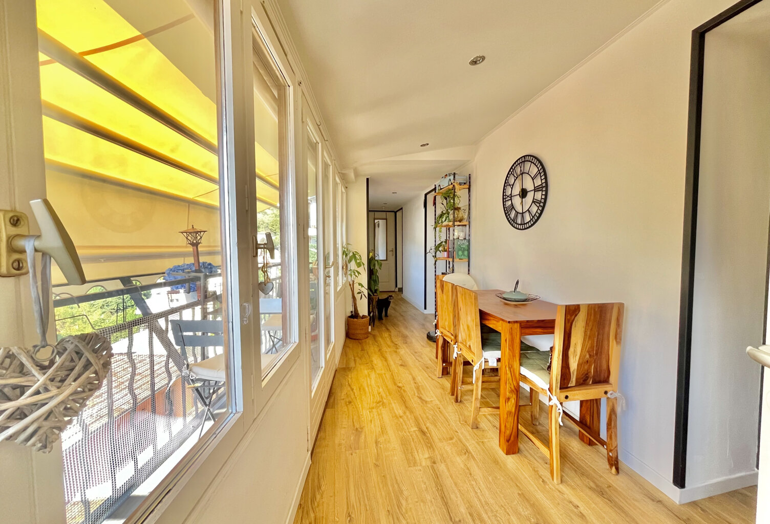 2 pièces atypique, esprit maisonnette, avec vue sur les toit — photo 1