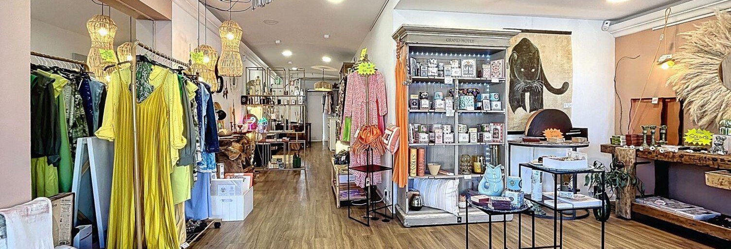 Commerce  53 m² à vendre à Le Beausset (83330)