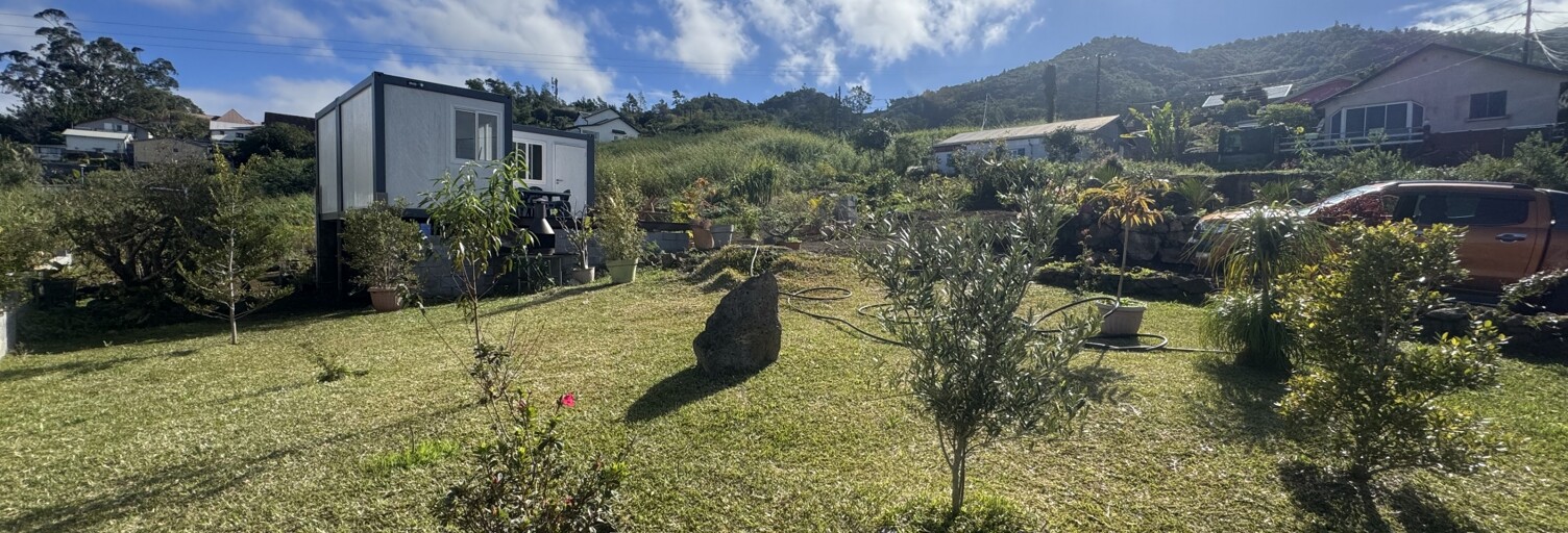 Terrain  1523 m² à vendre à Les Avirons (97425)