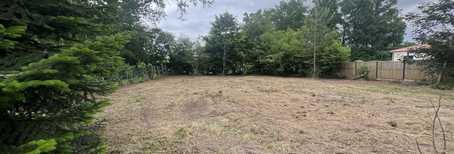 Terrain  1019 m² à vendre à La Brède (33650)