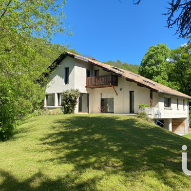 Maison 5 pièces 300000 €