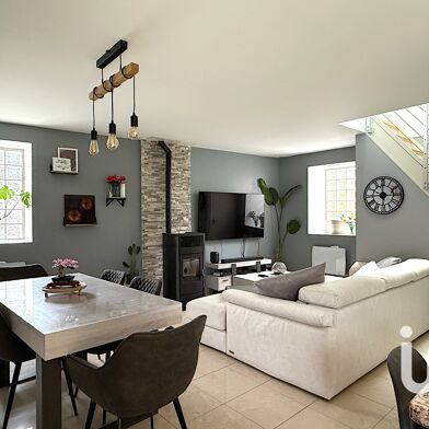 Maison 6 pièces 305000 €