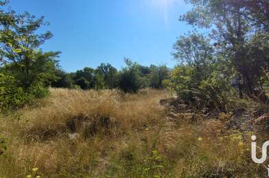Terrain  136000 €