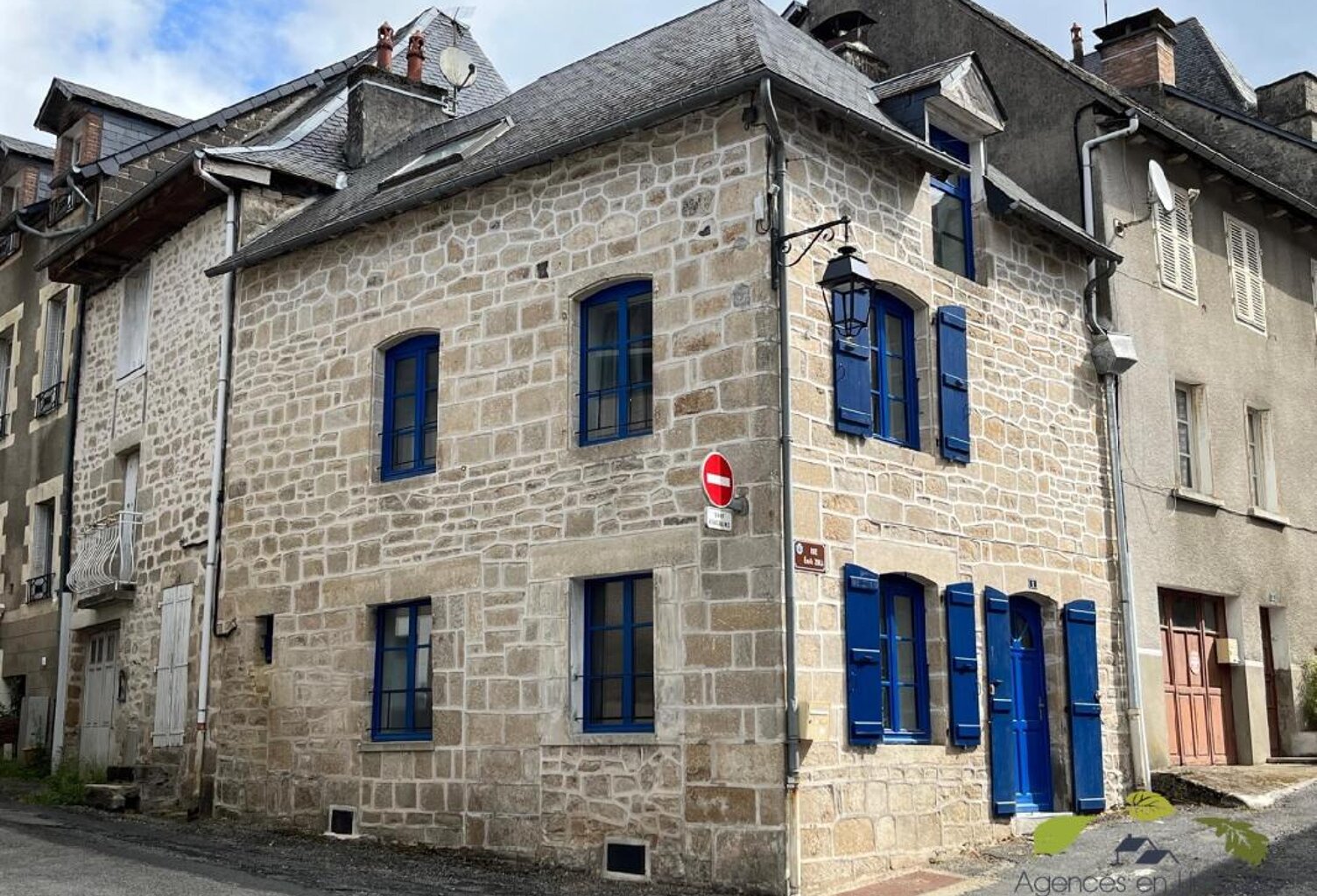 CORREZE — photo 1
