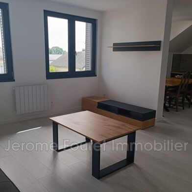 Appartement 4 pièces 360 €