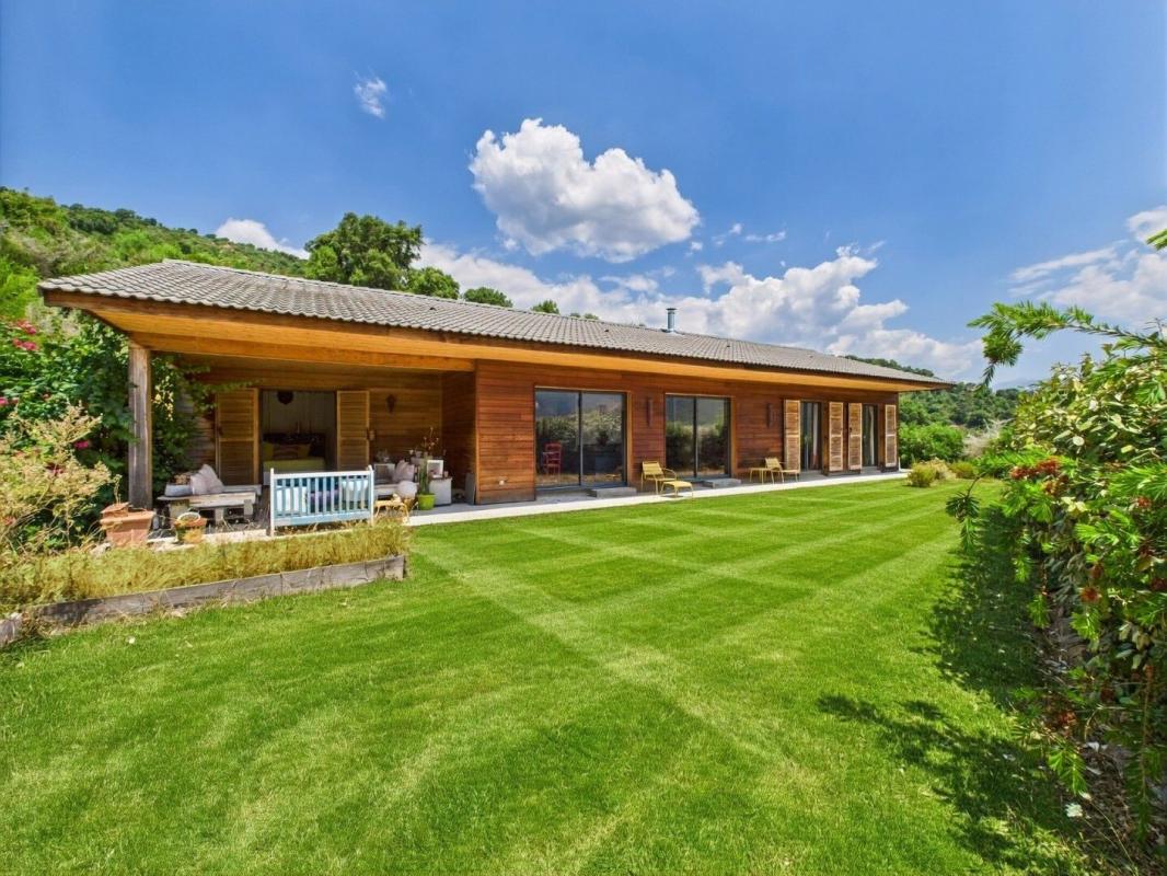 Chalet  T5 à vendre Tavaco 20167