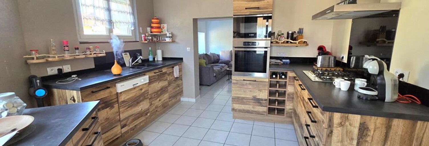 Appartement 5 Pièces 94 m² à vendre à Ferrières-le-Lac (25470)