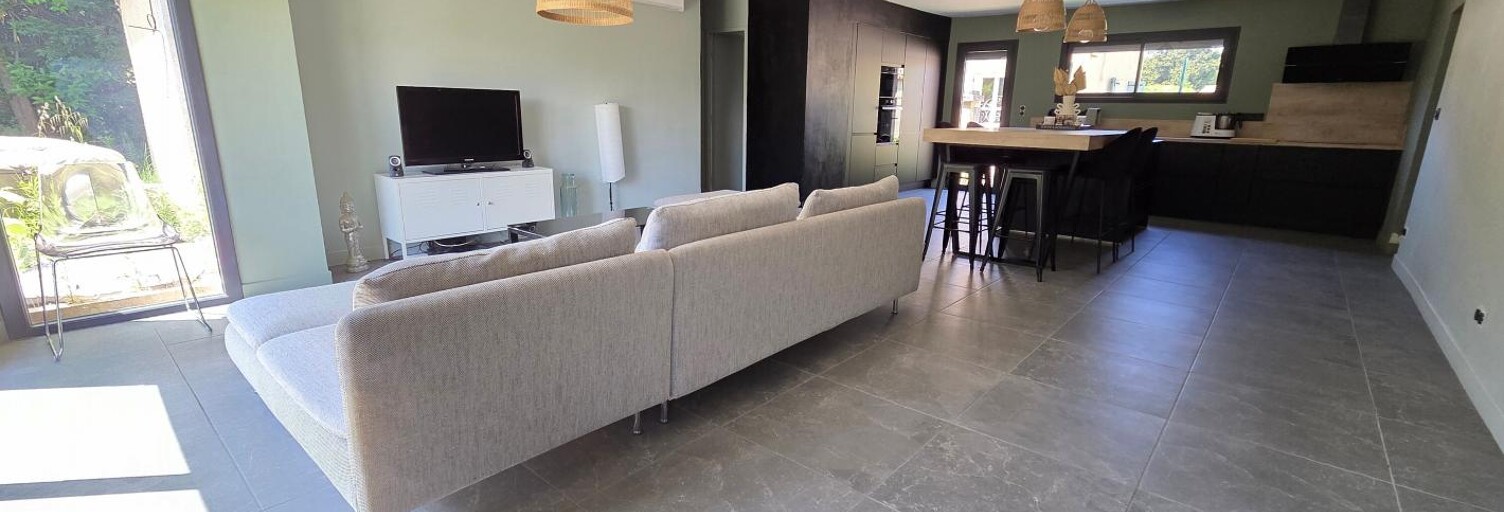 Maison 4 Pièces 108 m² à vendre à Sauveterre (30150)