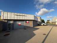 SAINT PABU Local commercial avec deux appartements — photo 2