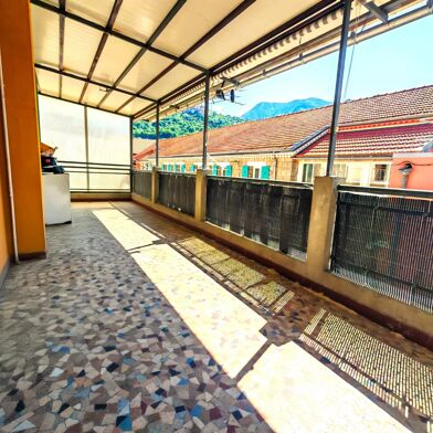 Appartement 4 pièces 220000 €