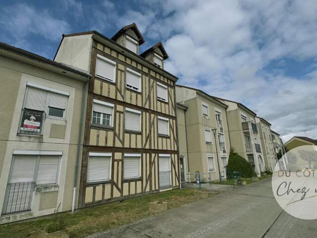 Saint-André-les-Vergers   Quartier calme, proche des commerc — photo du bien