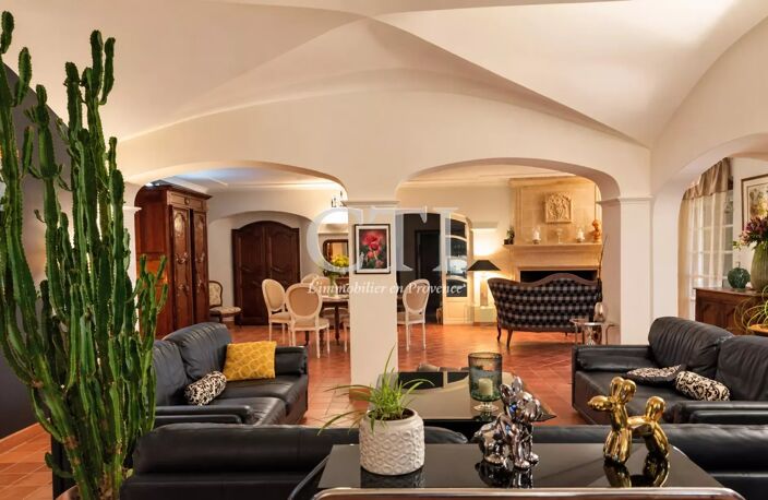 Propriété de caractère à vendre près de Vaison-la-Romaine – Vue — photo 3