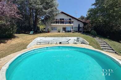 Maison 8 pièces 740000 €