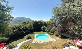 Maison 8 Pièces 237 m² à vendre à Vétraz-Monthoux (74100)