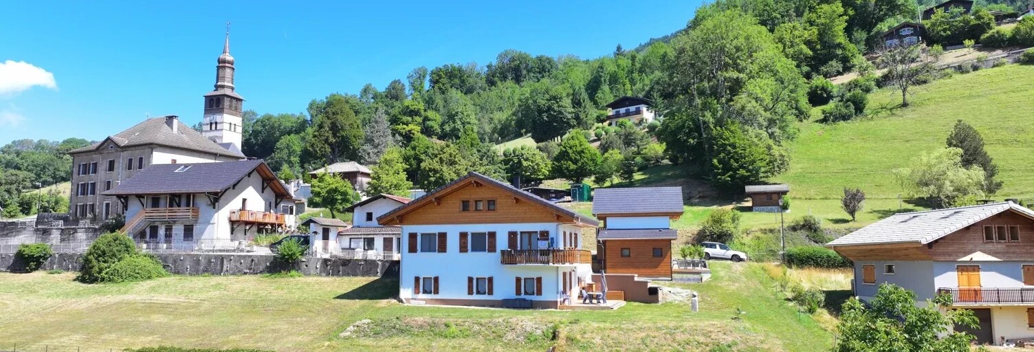 Terrain  596 m² à vendre à Mieussy (74440)