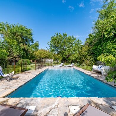 Maison 5 pièces 749000 €