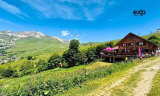 Commerce  178 m² à vendre à Saint-François-Longchamp (73130)