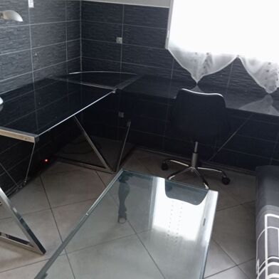 Appartement 1 pièces 550 €