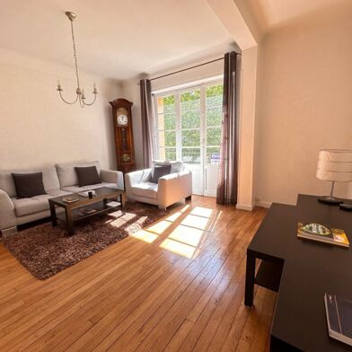 Appartement 3 pièces 180000 €