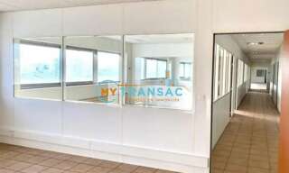 Local industriel  3699 m² à louer à Torcy (77200)